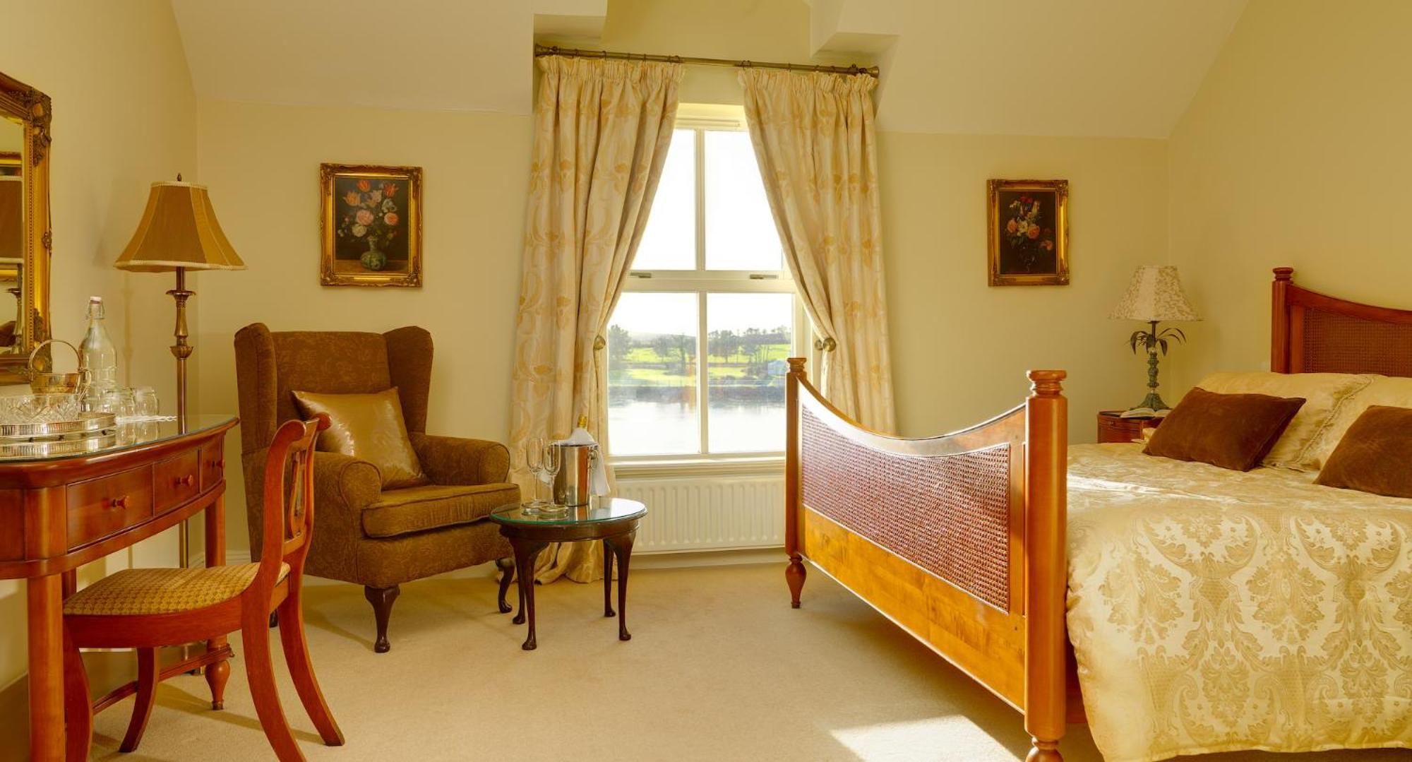 Castlewood House Hotel Dingle Exterior photo
